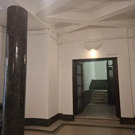 Toledo Comfort In نابولي